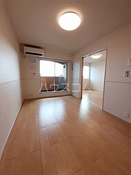 悠　II 202 2階2LDKのリビング/ダイニング