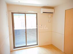 コンフォール 105 1階1LDKのリビング/ダイニング