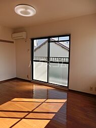 サンメゾン安田 105 1階ワンルームのリビング/ダイニング