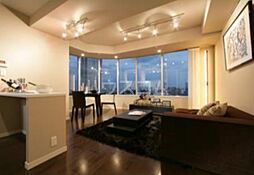 JR山手線 代々木駅 徒歩4分の賃貸マンション 16階1Kのリビング/ダイニング