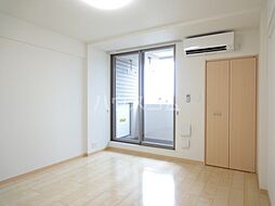 ポンドサイドＫ 304 3階1Kのリビング/ダイニング