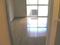 オックス西向日 6 1階1Kのリビング/ダイニング