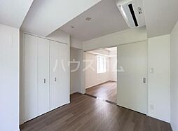 都営大江戸線 東新宿駅 徒歩5分の賃貸マンション