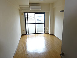 JR山陰本線 亀岡駅 徒歩14分の賃貸マンション 3階1Kのリビング/ダイニング