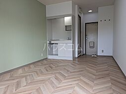 ピースフルハウスII 202 3階ワンルームのリビング/ダイニング