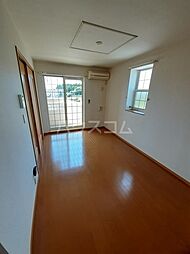 ノーブルII 201 2階2LDKのリビング/ダイニング