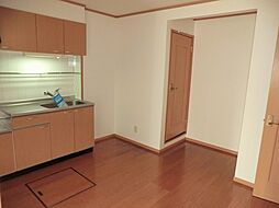 メゾン・スターブルII 1階2DKのリビング/ダイニング