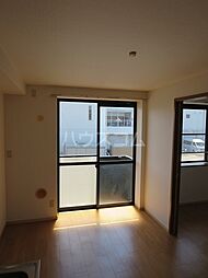 プレミール 202 2階2DKのリビング/ダイニング