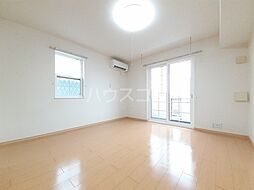 グラン・ヴァレーＡ 101 1階ワンルームのリビング/ダイニング