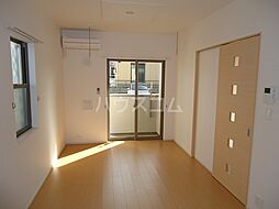 エアリー・コート 103 1階1LDKのリビング/ダイニング