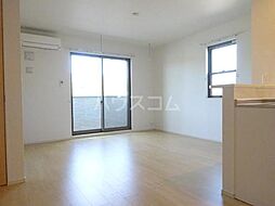 グランドールＳ　I 101 1階1LDKのリビング/ダイニング