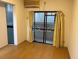 メゾンメルヴェール 102 1階1Kのリビング/ダイニング