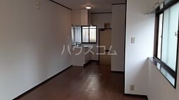 第二三菱荘 101 1階1Kのリビング/ダイニング