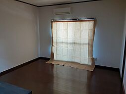 リバーサイド湯山 305 3階2LDKのリビング/ダイニング