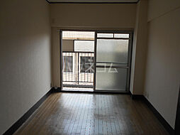 ロイヤルコーポ 814 8階2DKのリビング/ダイニング