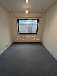 ラシクラス・カリビアンIII 101 地下1階1Kのリビング/ダイニング