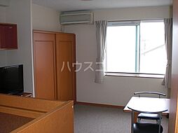 レオパレス辰＆圭 103 1階1Kのリビング/ダイニング