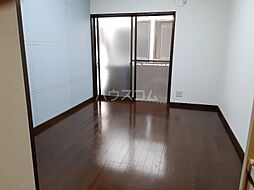 京王線 布田駅 徒歩11分の賃貸アパート 1階ワンルームのリビング/ダイニング