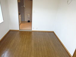 エスポワール亀岡 205 2階1Kのリビング/ダイニング