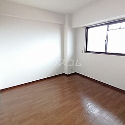 名古屋市営桜通線 鶴里駅 徒歩2分の賃貸マンション 1階3DKのリビング/ダイニング