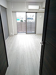 JR中央線 吉祥寺駅 バス18分 関町北一丁目下車 徒歩2分の賃貸マンション 5階1Kのリビング/ダイニング