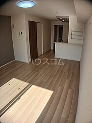 ラ・ボーテ 203 2階ワンルームのリビング/ダイニング