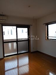 ファーストパーシモン 2階ワンルームのリビング/ダイニング