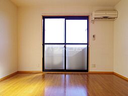 アークグレイス 202 2階1Kのリビング/ダイニング