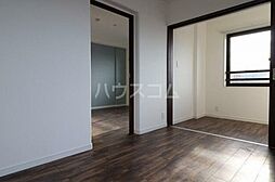 ウェルスクエアイズム上北沢 401 4階2LDKのリビング/ダイニング