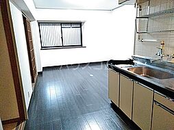 エス・テラス桂 402 4階3LDKのリビング/ダイニング