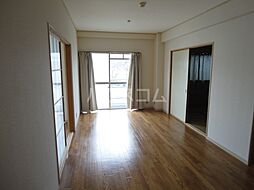 コーポ千萩 301 3階3LDKのリビング/ダイニング