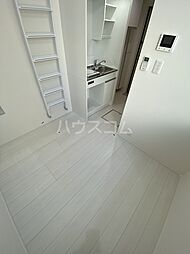 エムズコート深沢 207 2階ワンルームのリビング/ダイニング