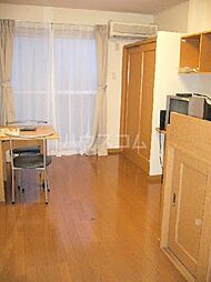 レオパレスふじよし 205 2階1Kのリビング/ダイニング