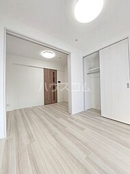 ガーラ・アヴェニュー調布 209 2階2Kのリビング/ダイニング