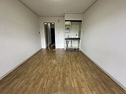 名古屋市営鶴舞線 植田駅 徒歩10分の賃貸マンション 4階ワンルームのリビング/ダイニング