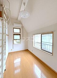 コート・ピア 2階ワンルームのリビング/ダイニング