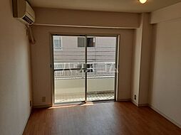 JR総武線 市川駅 徒歩7分の賃貸マンション 4階1Kのリビング/ダイニング