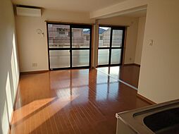 JR御殿場線 裾野駅 徒歩5分の賃貸マンション 2階1LDKのリビング/ダイニング