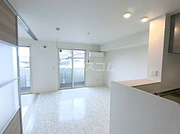 コンフォートヒル 102 1階2LDKのリビング/ダイニング