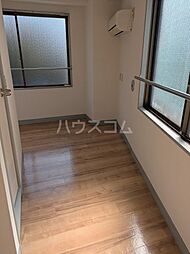 ＺＦ−1ビル 402 4階ワンルームのリビング/ダイニング