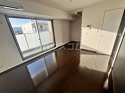 ヴァンヴェルデ西京極 4階1LDKのリビング/ダイニング