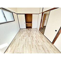 コーポひら野 501 5階1DKのリビング/ダイニング