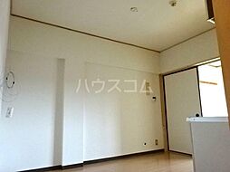 ヨコオマンション 405 4階2DKのリビング/ダイニング