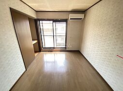 ピュアコート 202 2階1Kのリビング/ダイニング