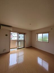 JR御殿場線 大岡駅 徒歩14分の賃貸マンション 3階ワンルームのリビング/ダイニング