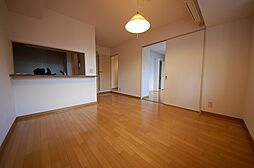 イトーピア中之島パークサイド 10階3LDKのリビング/ダイニング