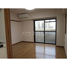 エトワール青山 305 3階1Kのリビング/ダイニング