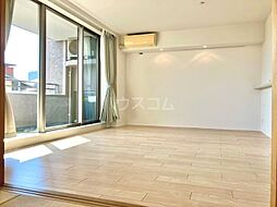 ウェリスガーデン浦和岸町 3階3LDKのリビング/ダイニング