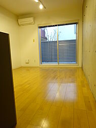 JR常磐線 新松戸駅 徒歩7分の賃貸マンション 1階ワンルームのリビング/ダイニング