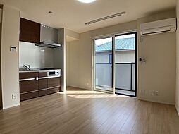 JR東海道本線 岡崎駅 徒歩14分の賃貸アパート 2階1LDKのリビング/ダイニング